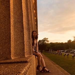 Meet your Posher, Tuyen